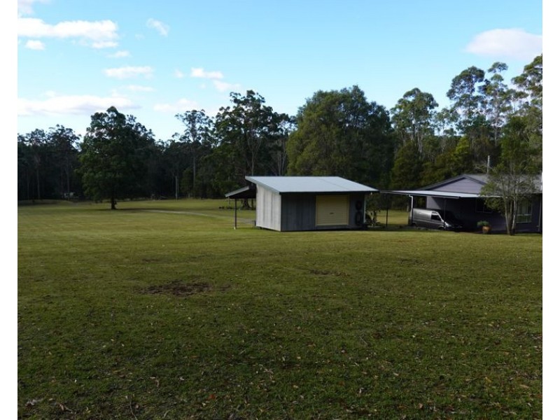 6 Coolamon rd, Lake Innes NSW 2446