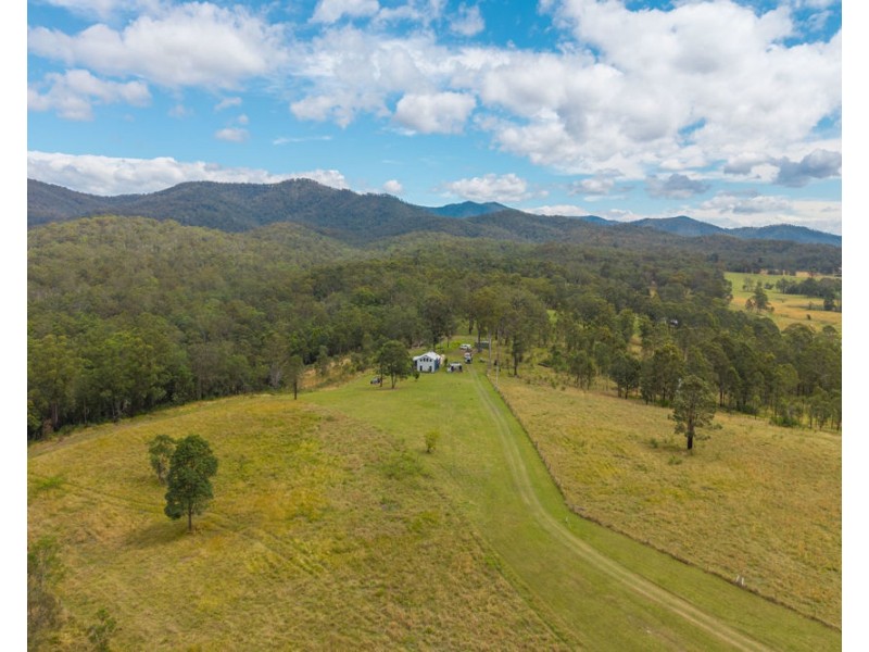 849 Willi Willi Road, Temagog NSW 2440