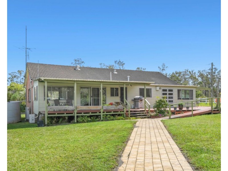115 Carlyle Avenue, Kundabung NSW 2441