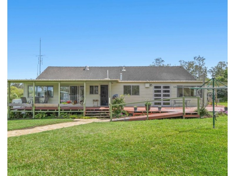 115 Carlyle Avenue, Kundabung NSW 2441