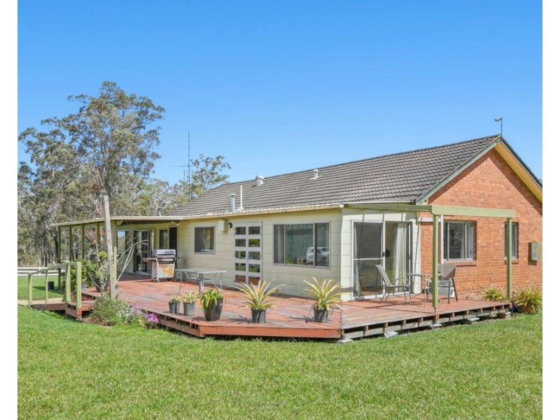 115 Carlyle Avenue, Kundabung NSW 2441