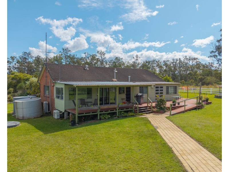 115 Carlyle Avenue, Kundabung NSW 2441