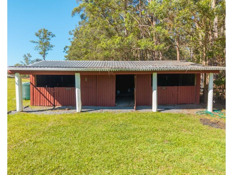 33 Berdette Lane, Kundabung NSW 2441