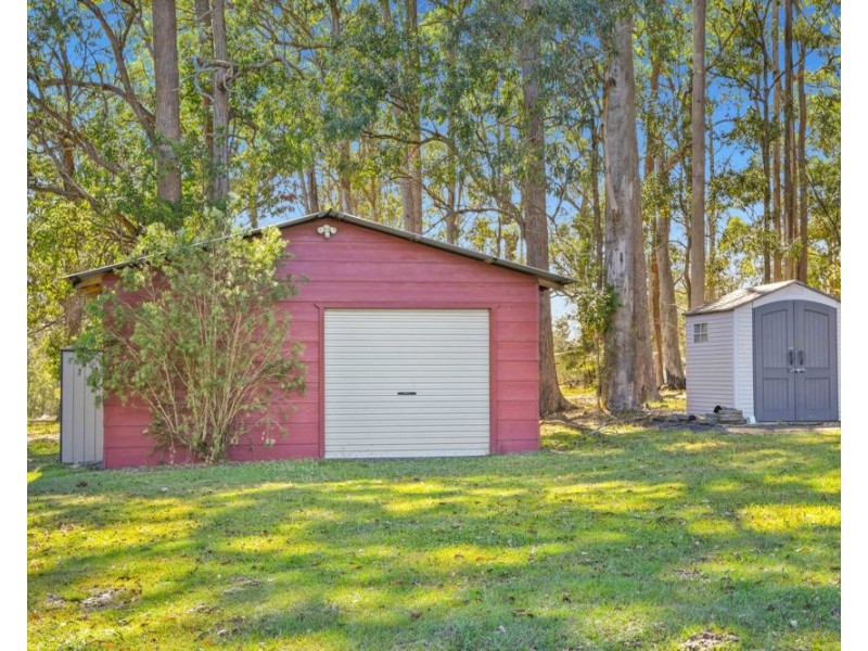 33 Berdette Lane, Kundabung NSW 2441