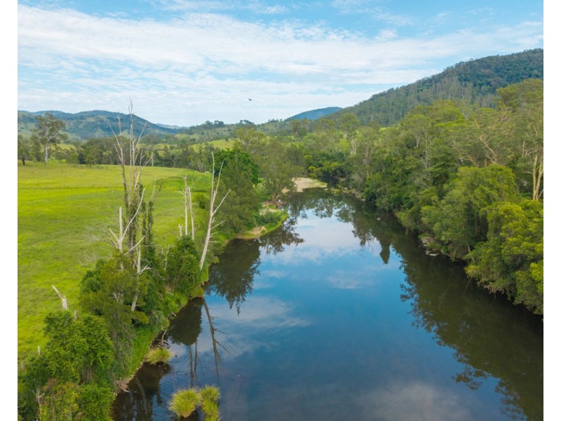 7366 Oxley Highway, Mount Seaview NSW 2446