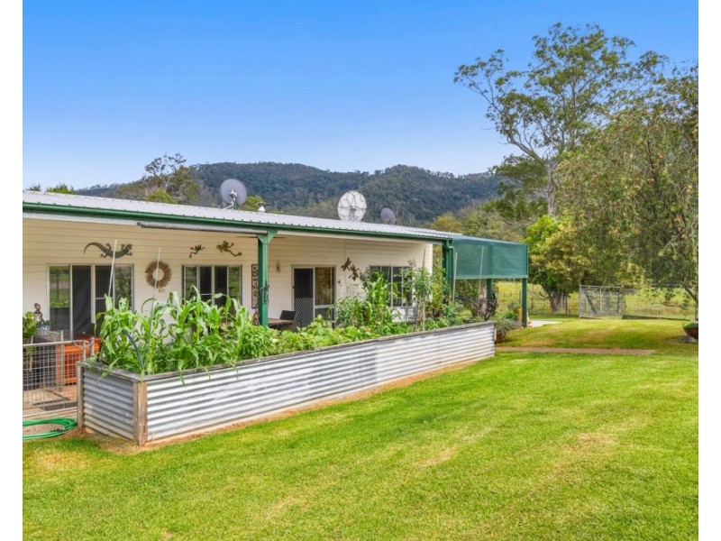 7366 Oxley Highway, Mount Seaview NSW 2446