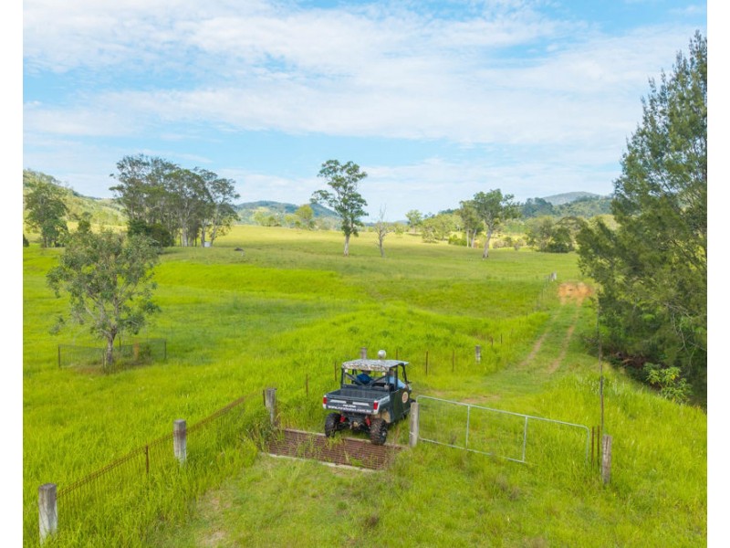 7366 Oxley Highway, Mount Seaview NSW 2446