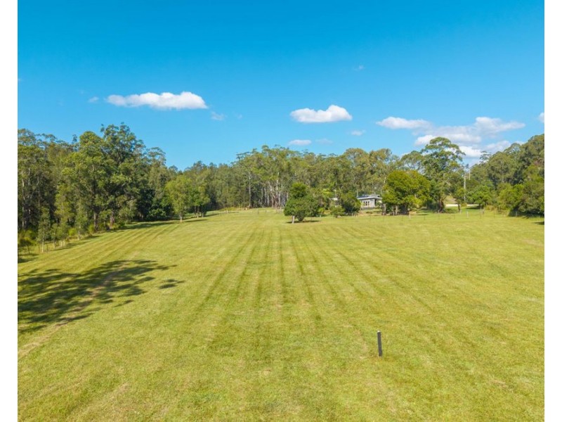 4300 Pacific Highway, Middle Brother NSW 2443