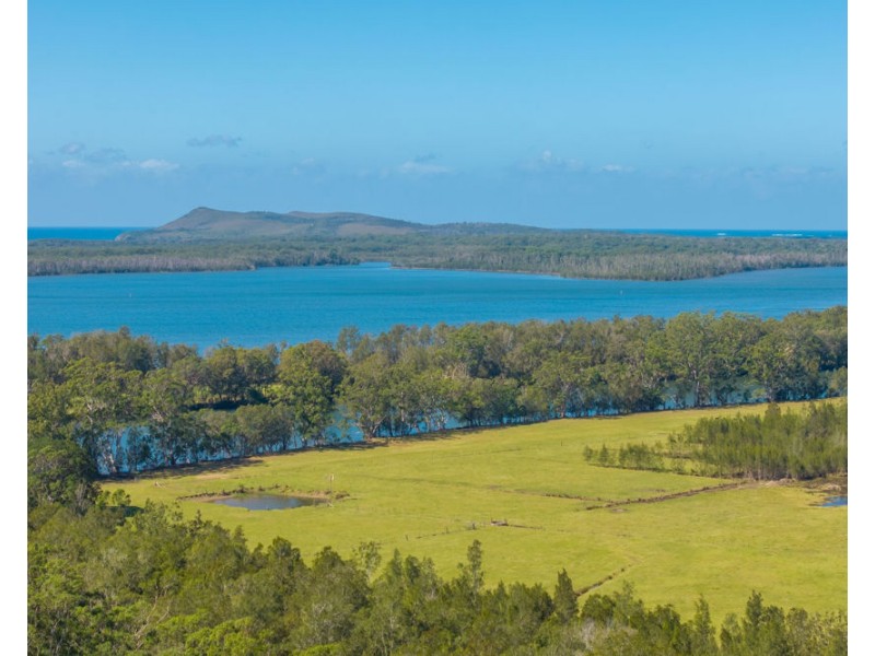 4300 Pacific Highway, Middle Brother NSW 2443