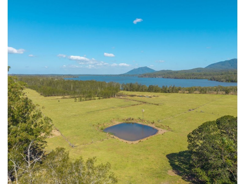 4300 Pacific Highway, Middle Brother NSW 2443