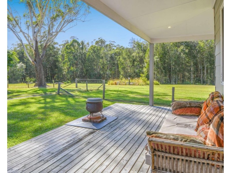 4300 Pacific Highway, Middle Brother NSW 2443