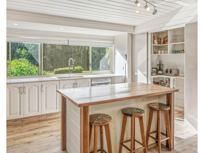4300 Pacific Highway, Middle Brother NSW 2443