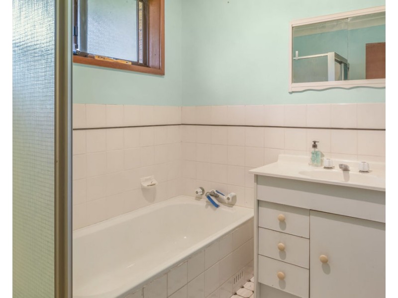 19 Nineteenth Avenue, Stuarts Point NSW 2441