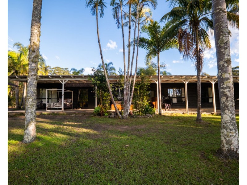 1098 Crescent Head Road, Crescent Head NSW 2440