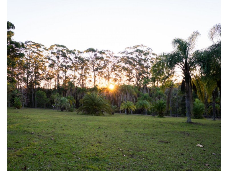 1098 Crescent Head Road, Crescent Head NSW 2440