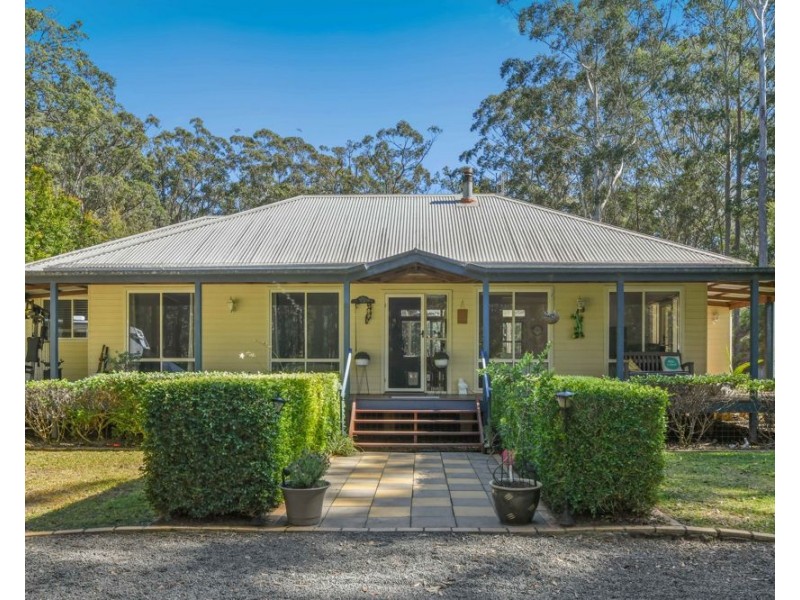 28 Rodeo Drive, Kundabung NSW 2441