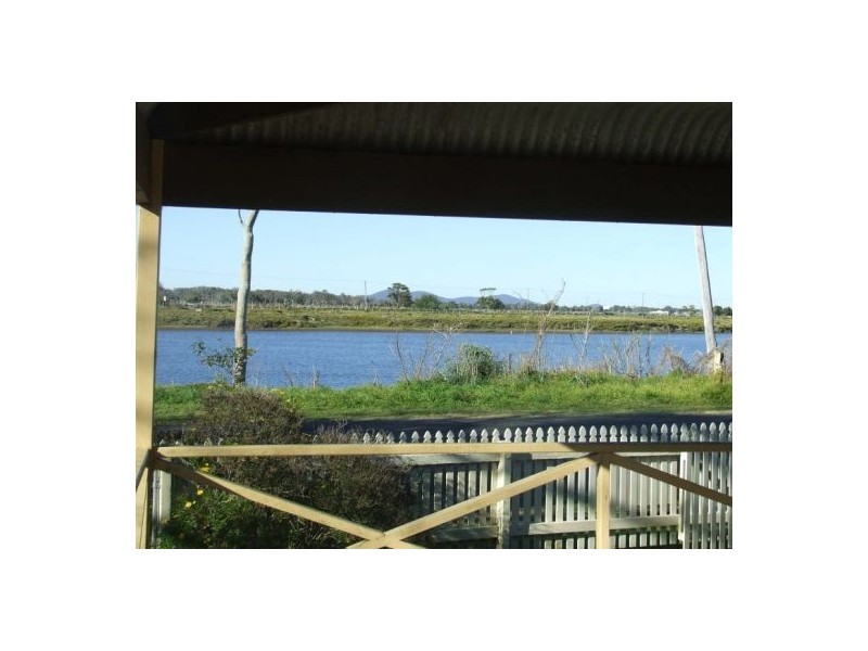 Summer Island NSW 2440