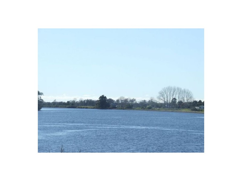 Summer Island NSW 2440