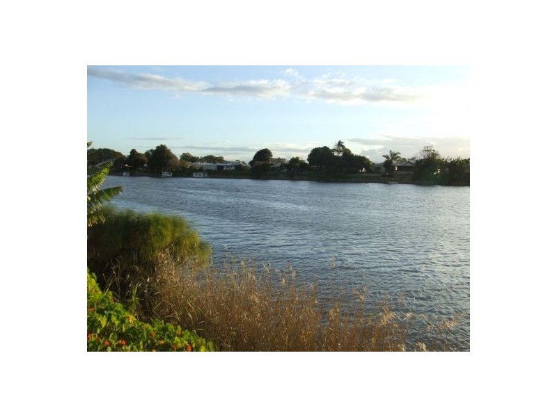 Summer Island NSW 2440