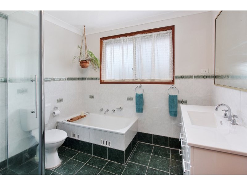 12 Pinetree Avenue, Cranebrook NSW 2749