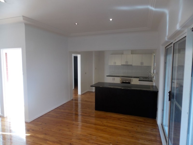 8 Hilltop Road, Penrith NSW 2750