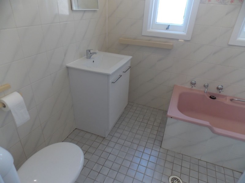 8 Hilltop Road, Penrith NSW 2750