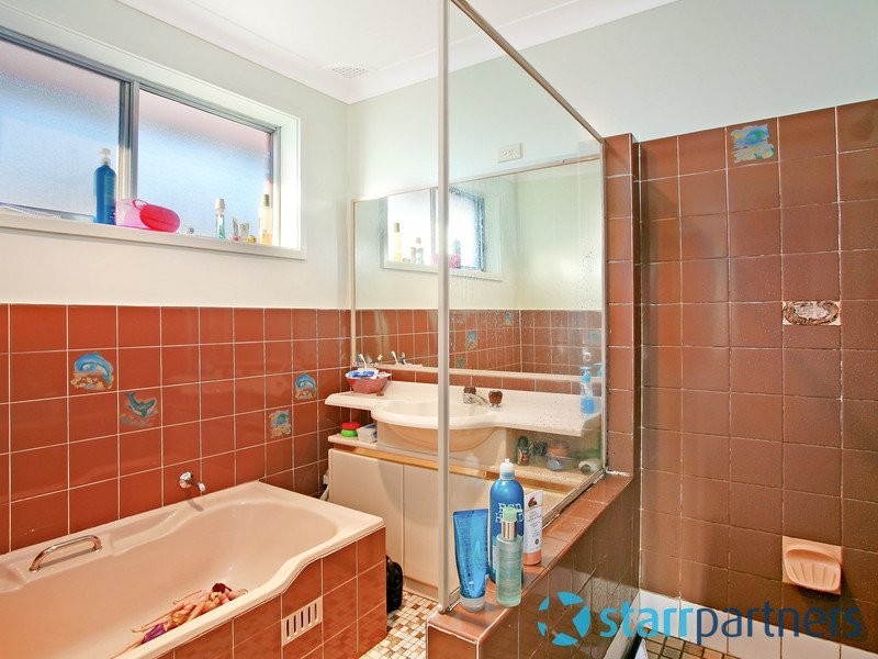 100 College Street, Cambridge Park NSW 2747