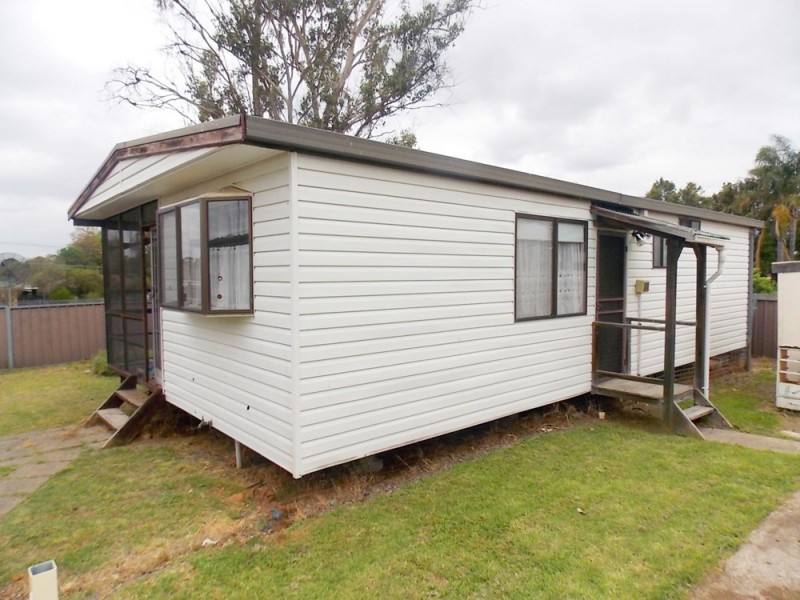 6A Lincoln Drive, Cambridge Park NSW 2747