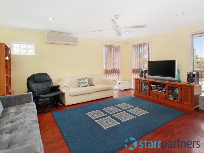 15 Scenic Circuit, Cranebrook NSW 2749