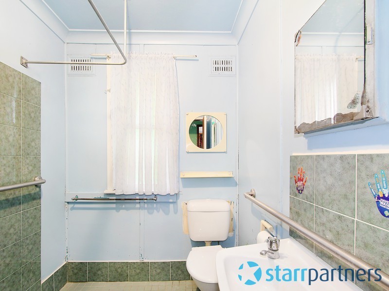 6 Samoa Place, Lethbridge Park NSW 2770