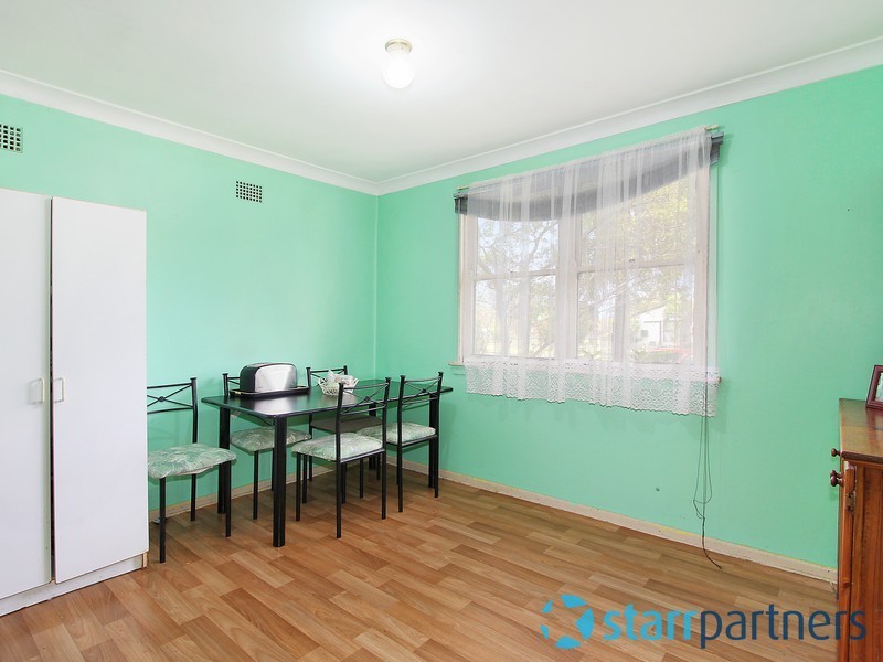 6 Samoa Place, Lethbridge Park NSW 2770