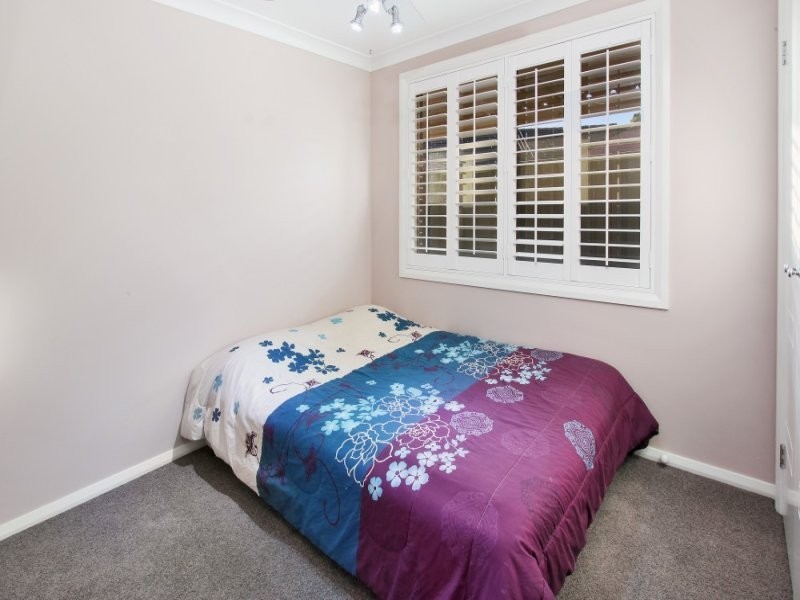 39 Glengarry Drive, Glenmore Park NSW 2745
