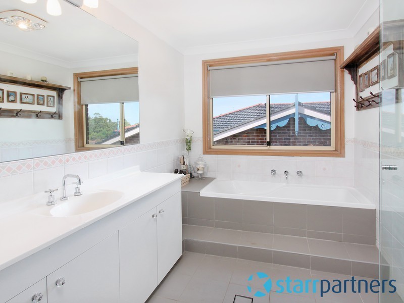 21 Sir John Jamison Cct, Glenmore Park NSW 2745