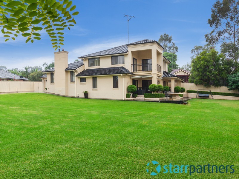 8 Marie Pitt Place, Glenmore Park NSW 2745