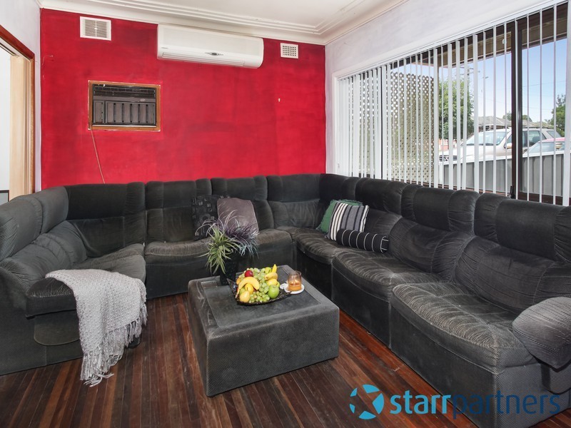 15 Epping Close, Cambridge Park NSW 2747