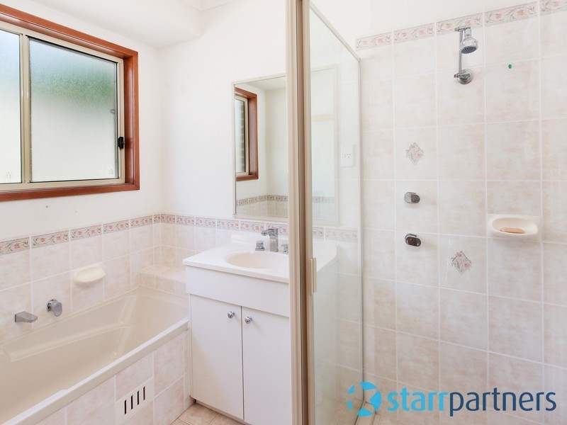 20 Sunningdale Drive, Glenmore Park NSW 2745