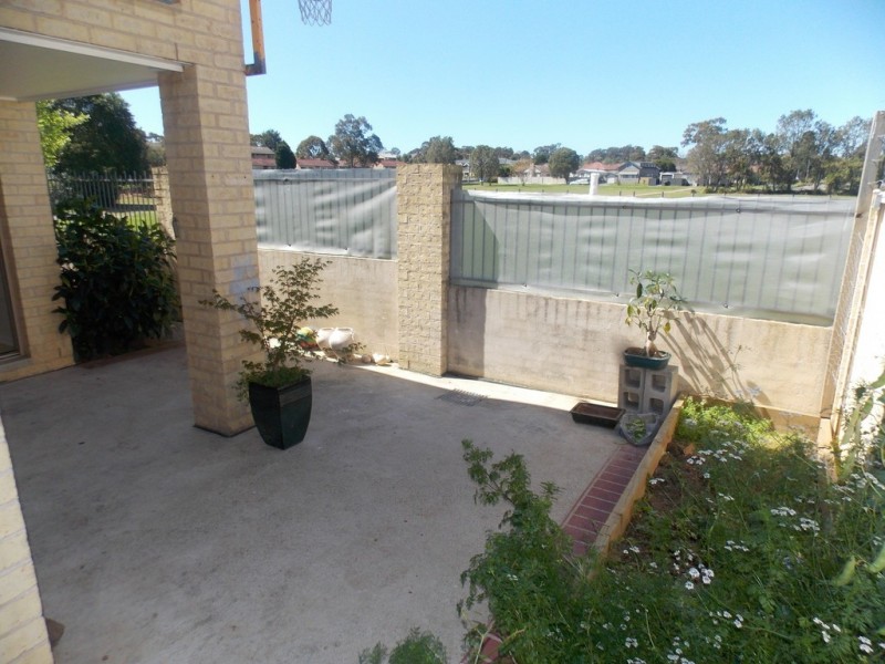 2/20 John Street, St Marys NSW 2760