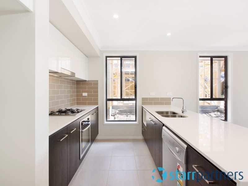 17 James Riley Drive, Glenmore Park NSW 2745