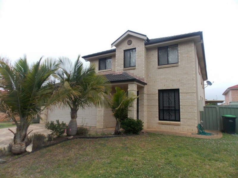 19 Wallan Avenue, Glenmore Park NSW 2745