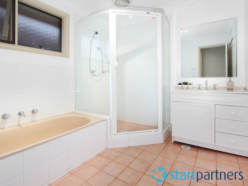 6 Greenway Drive, South Penrith NSW 2750