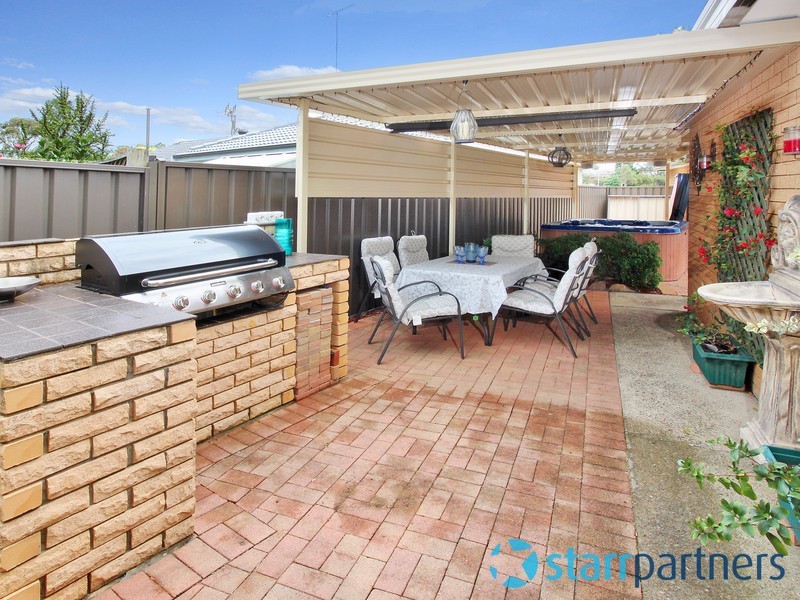6 Greenway Drive, South Penrith NSW 2750