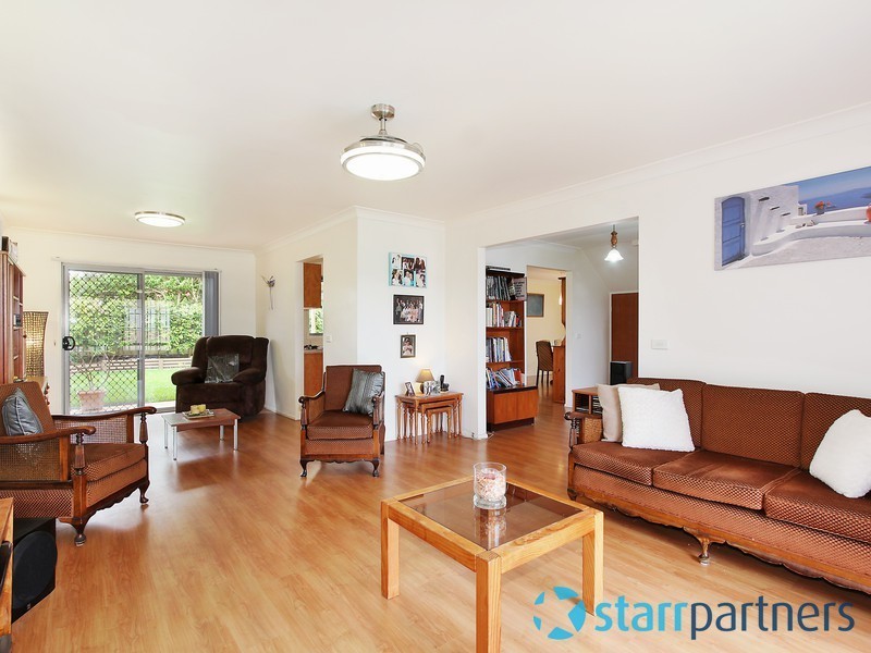 15 Kobina Avenue, Glenmore Park NSW 2745