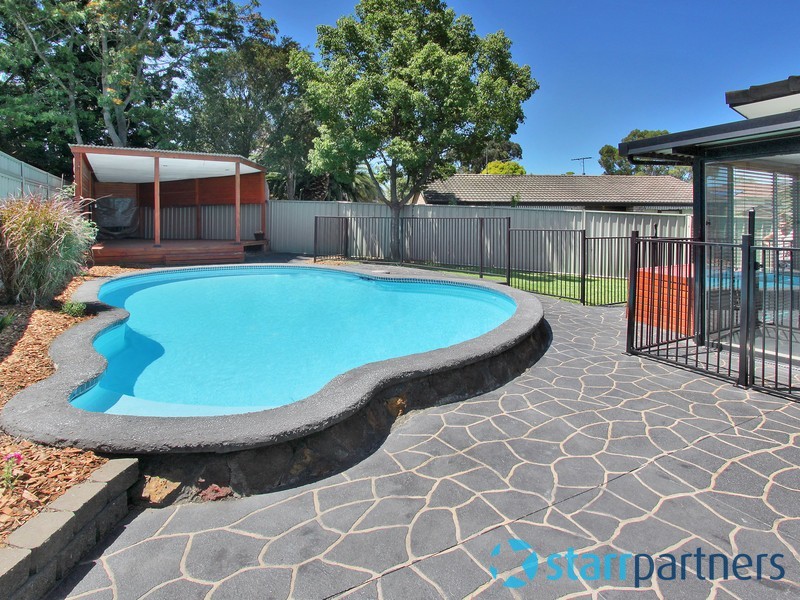 6 Walcha Place, South Penrith NSW 2750