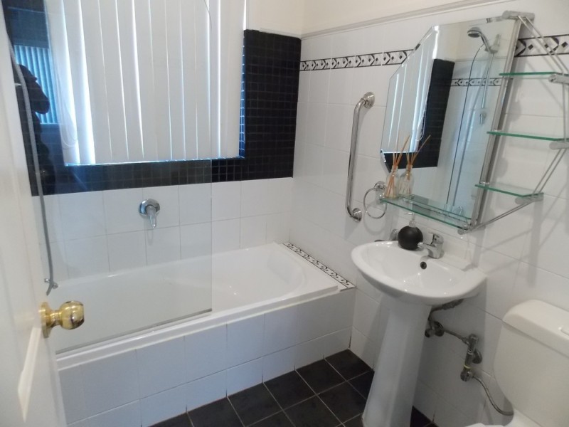 15 Epping Close, Cambridge Park NSW 2747