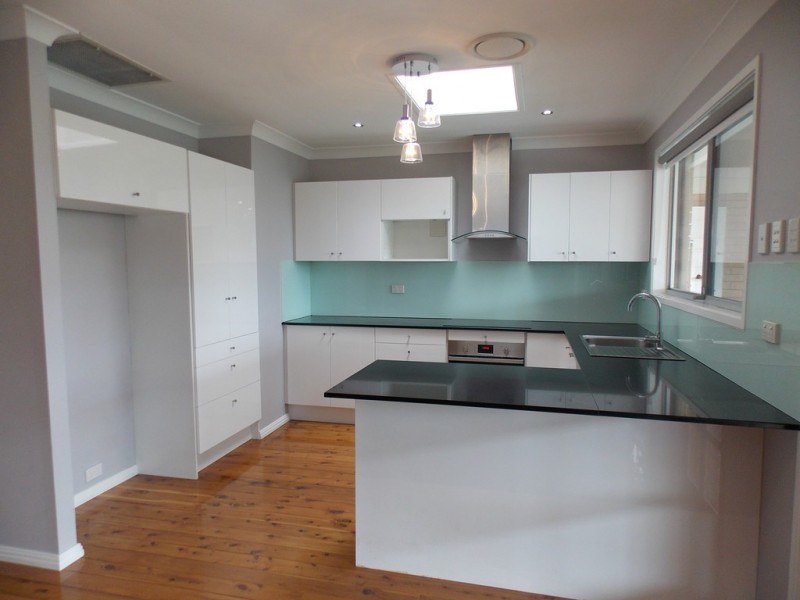 9 Gladswood Avenue, South Penrith NSW 2750