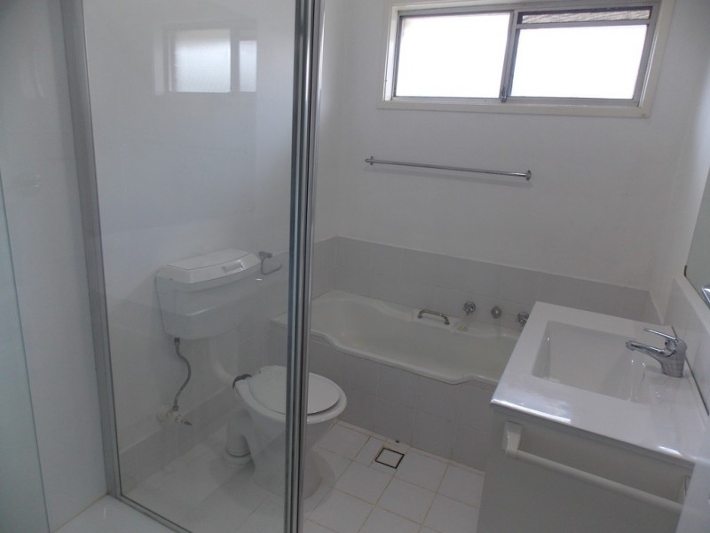 9 Gladswood Avenue, South Penrith NSW 2750