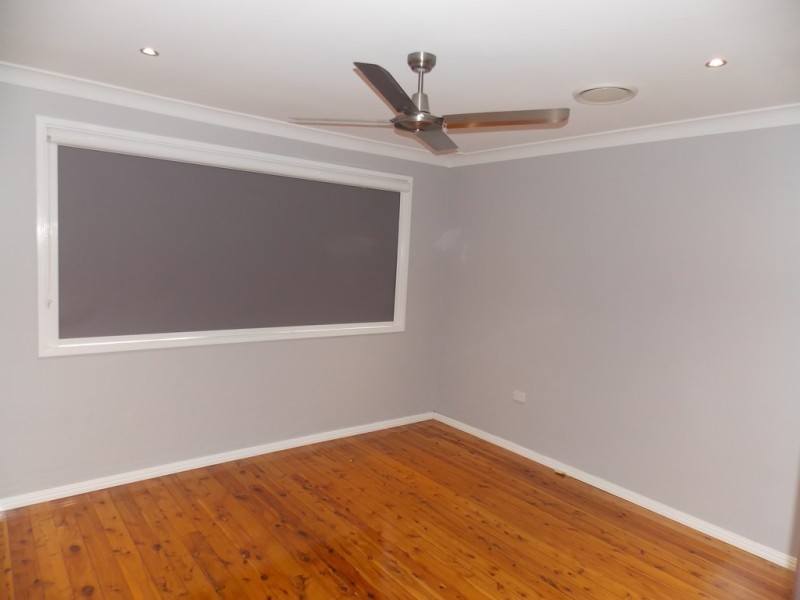 9 Gladswood Avenue, South Penrith NSW 2750