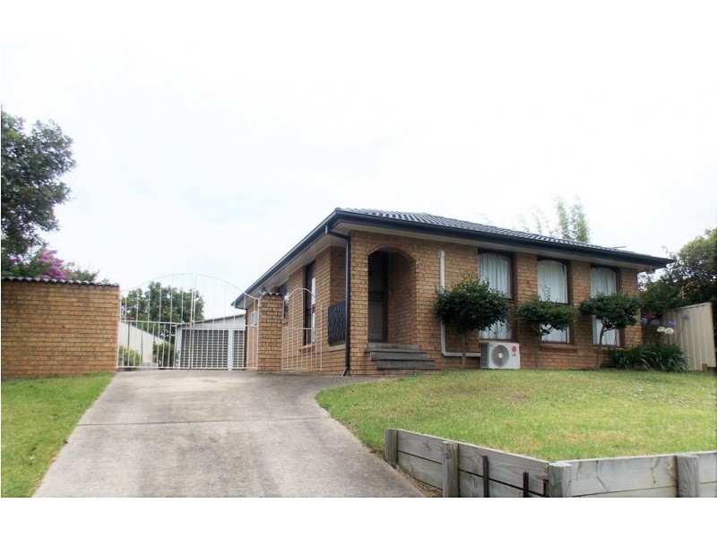 48 Farmview Crescent, Cranebrook NSW 2749