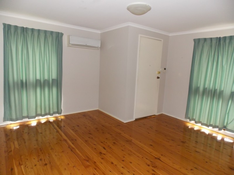 48 Farmview Crescent, Cranebrook NSW 2749