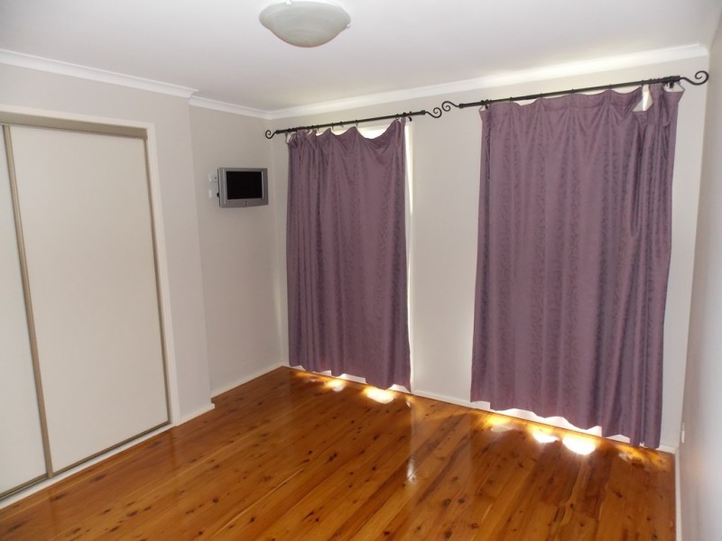 48 Farmview Crescent, Cranebrook NSW 2749